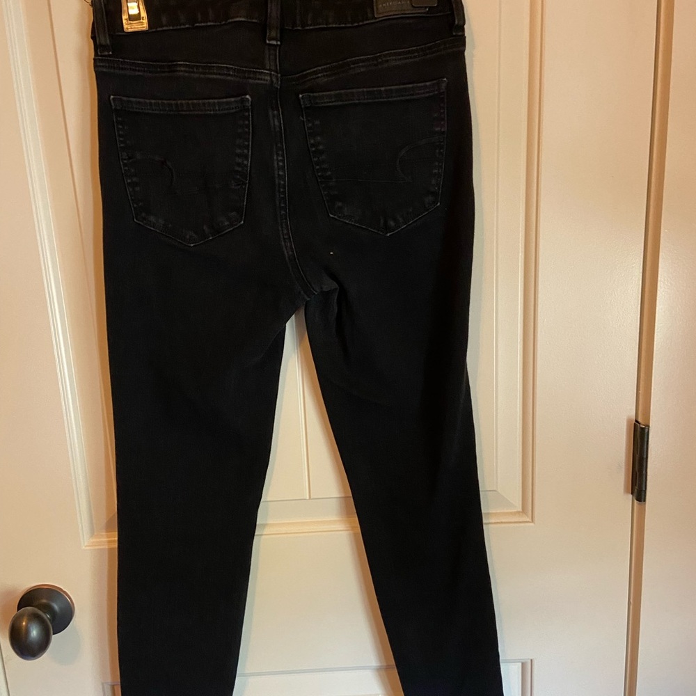 American Eagle solid black skinny jeans - Picture 4 of 6